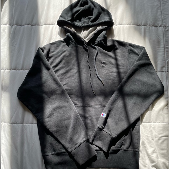 Black Champion hoodie - Picture 3 of 7